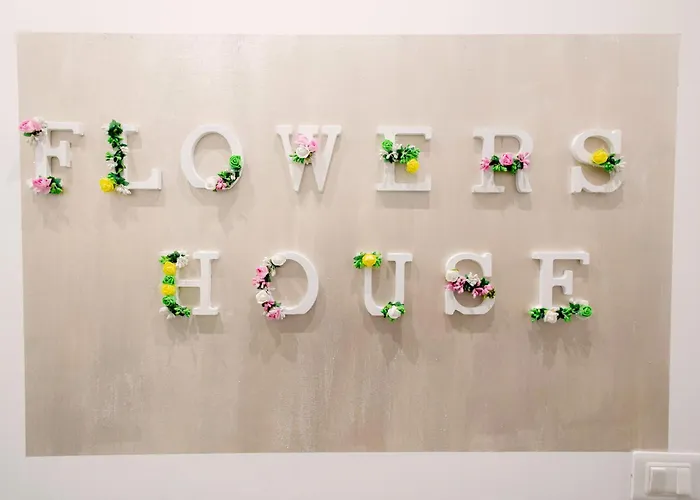 Flower's House 24 - - * Molfetta